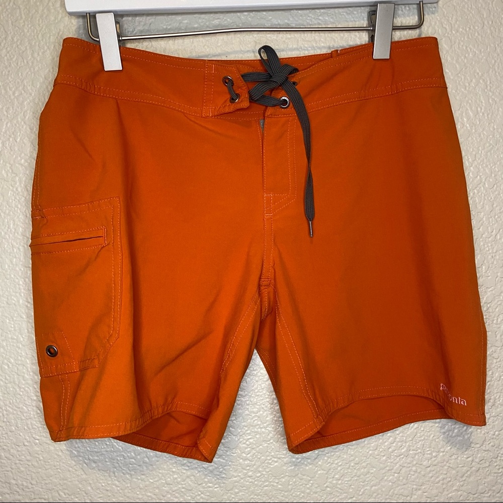 Patagonia Women’s Orange Shorts Size 6